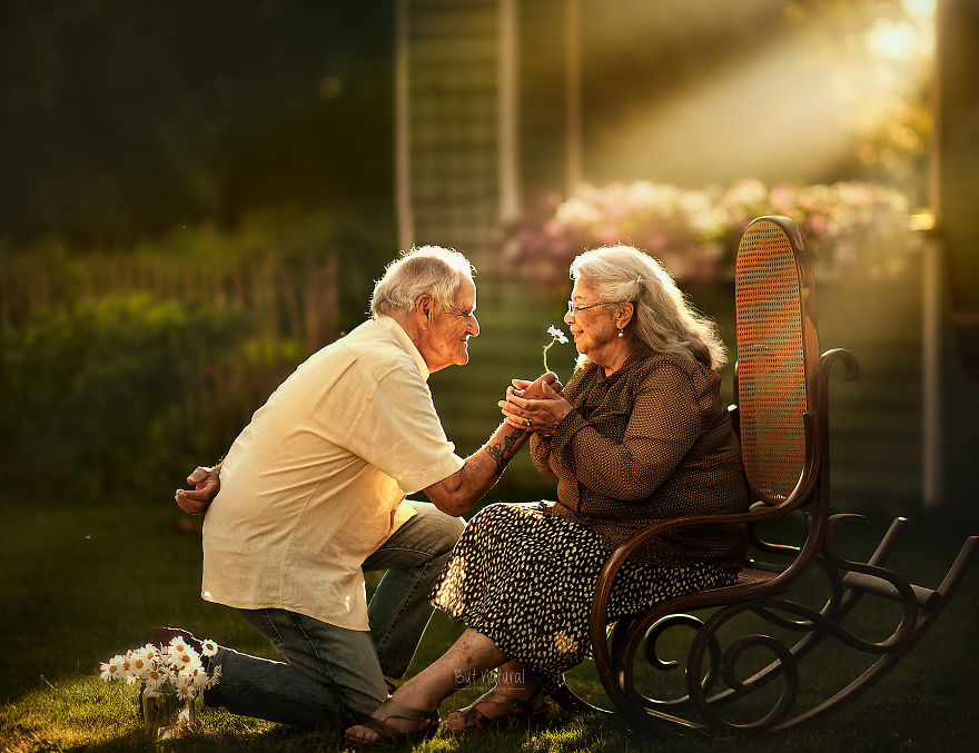 Elderly Couples 02
