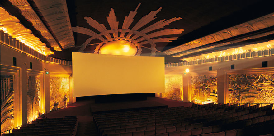 Cinemas Interior 22