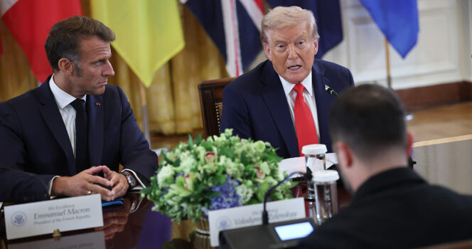 Hot Mic Catches Trump Talking About Putin During Zelenskyy Meeting at the White House