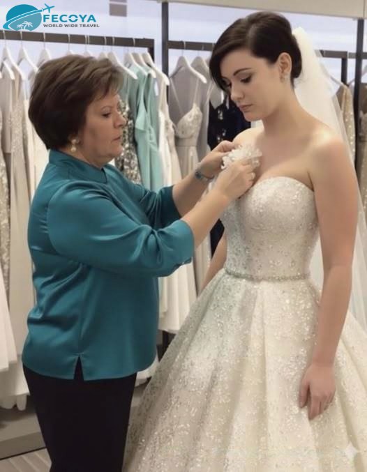 My Mom Told Me Not to Wear My Dream Wedding Dress Because It Would “Outshine My Sister” — But I Wore It Anyway