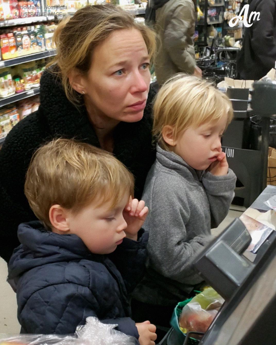 I Bought a Bag of Apples for a Mother With Two Kids — Three Days Later, a Police Officer Came to My WorkA simple act of kindness turned into an unexpected encounter with the police. Discover what happened after I bought apples for a struggling mother and her two children.